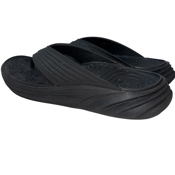 Vionic Women's Slide Size 10 Black "Tide" Thong Cushioned Arch Support Comfort - Picture 1 of 7
